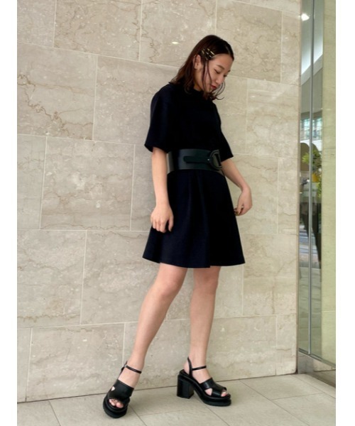 SLY（スライ）の「CUT OUT CHUNK HEEL SANDAL チャンキーヒール