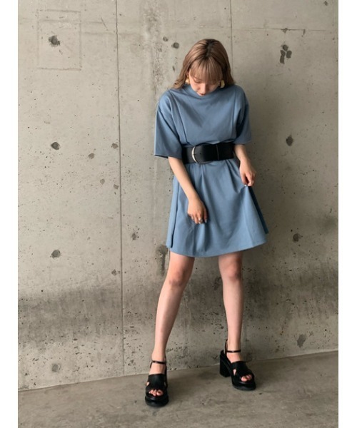SLY（スライ）の「CUT OUT CHUNK HEEL SANDAL チャンキーヒール