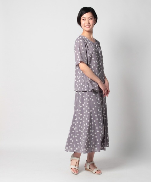 fleur by mint breeze（フルールバイミントブリーズ）の「【M~5L】花柄 ブラウス（シャツ/ブラウス・レディース・パープル/ネイビー・LL/3L/4L/5L/M/L）」の11枚目の写真