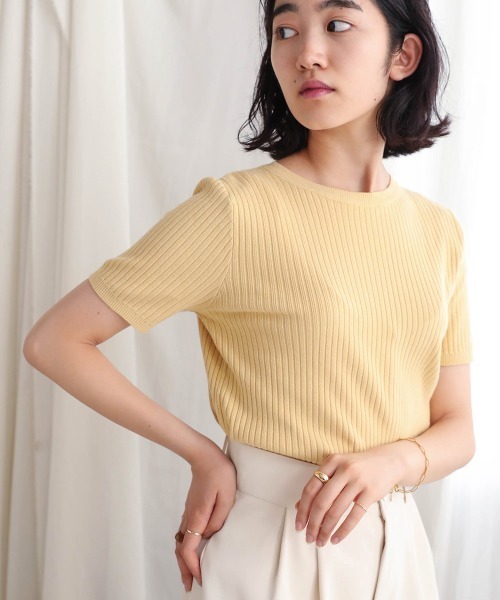 Bab(バブ)の「【WEB限定】BASIC半袖リブニット(ニット/セーター・レディース・ブラック/オフホワイト/ブラウン/イエロー・38)」の6枚目の写真