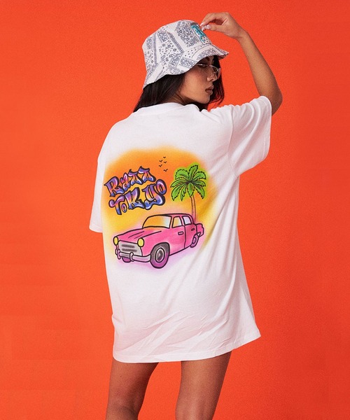 RAZZIS(ラズ)の「『RAZZIS/ラズイズ』車プリントクルーネック半袖Tシャツ (Tシャツ/カットソー・メンズ・ホワイト/ブルー/チャコール・M/XL/L)」の6枚目の写真