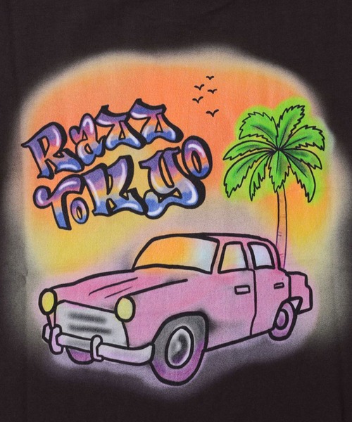 RAZZIS(ラズ)の「『RAZZIS/ラズイズ』車プリントクルーネック半袖Tシャツ (Tシャツ/カットソー・メンズ・ホワイト/ブルー/チャコール・M/XL/L)」の12枚目の写真