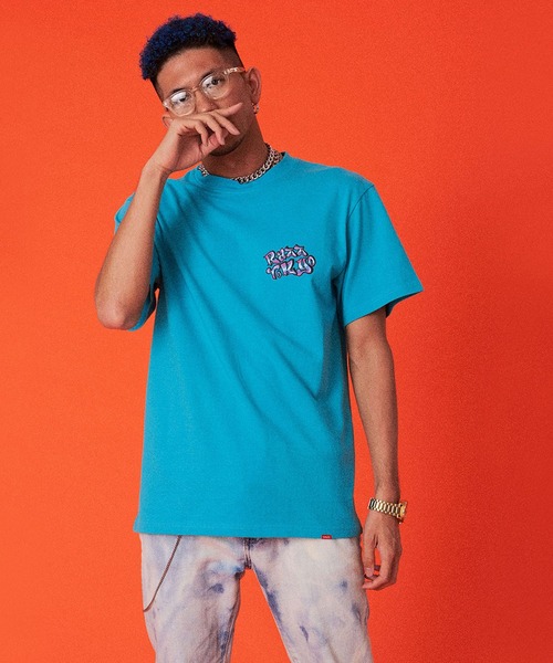 RAZZIS(ラズ)の「『RAZZIS/ラズイズ』車プリントクルーネック半袖Tシャツ (Tシャツ/カットソー・メンズ・ホワイト/ブルー/チャコール・M/XL/L)」の15枚目の写真