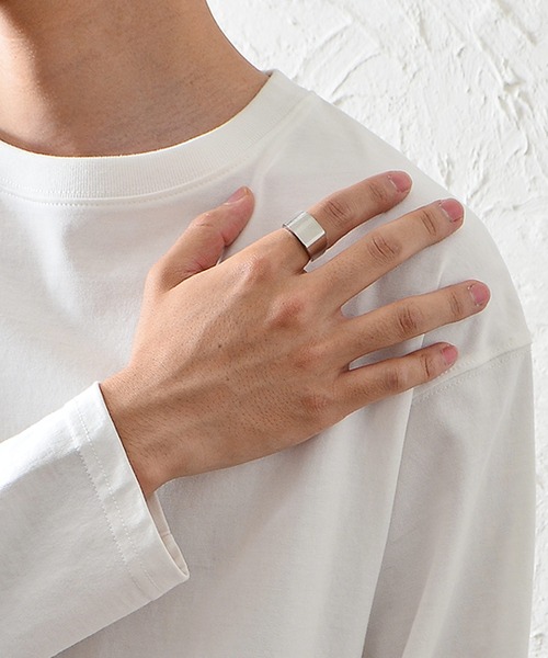 MinoriTY（マイノリティ）の「スチールフラットスクウェアリング メンズ ウィメンズ（リング・メンズ・ブラック/シルバー・S/M/XS）」の6枚目の写真