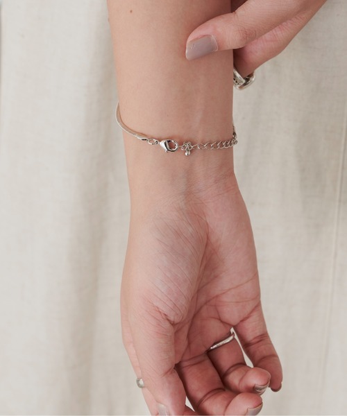 Aunt Marie's（アントマリーズ）の「スネークチェーンブレスレット（ブレスレット・レディース・シルバー/ゴールド・FREE）」の5枚目の写真