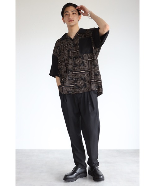 CREARE -LINO-(クレアーレリノ)の「バンダナ柄 オーバーサイズ オープンカラーシャツ<ユニセックス>(シャツ/ブラウス・メンズ・ブラック/ブラウン・M/L)」の12枚目の写真