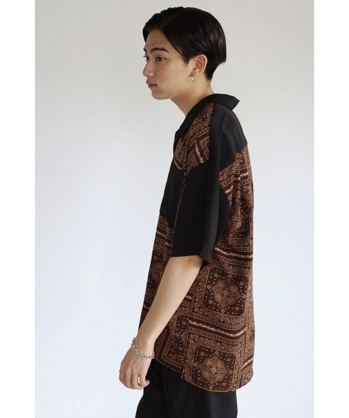 CREARE -LINO-(クレアーレリノ)の「バンダナ柄 オーバーサイズ オープンカラーシャツ<ユニセックス>(シャツ/ブラウス・メンズ・ブラック/ブラウン・M/L)」の16枚目の写真