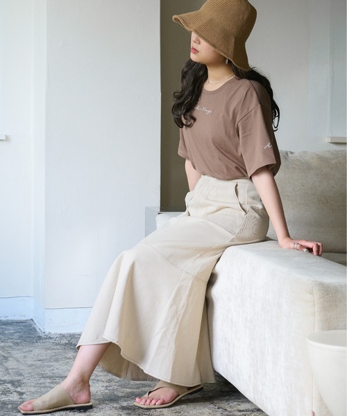 Ambre Neige（アンブルネージュ）の「ロゴ刺繍Tシャツ／【WEB/EC限定商品】（Tシャツ/カットソー・レディース・ホワイト/モカ・FREE）」の5枚目の写真