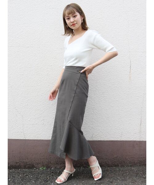 MURUA(ムルーア)の「【ONLINE限定】コーデュロイマーメイドスカート(スカート・レディース・アイボリー/グレー/ブラック/その他1・1/2)」の11枚目の写真