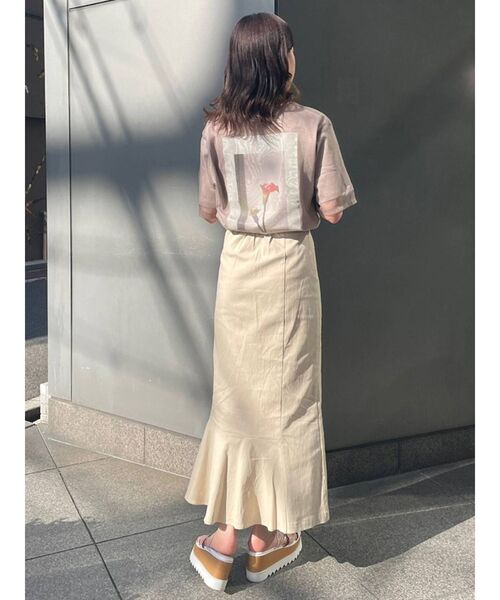 MURUA(ムルーア)の「【ONLINE限定】コーデュロイマーメイドスカート(スカート・レディース・アイボリー/グレー/ブラック/その他1・1/2)」の22枚目の写真