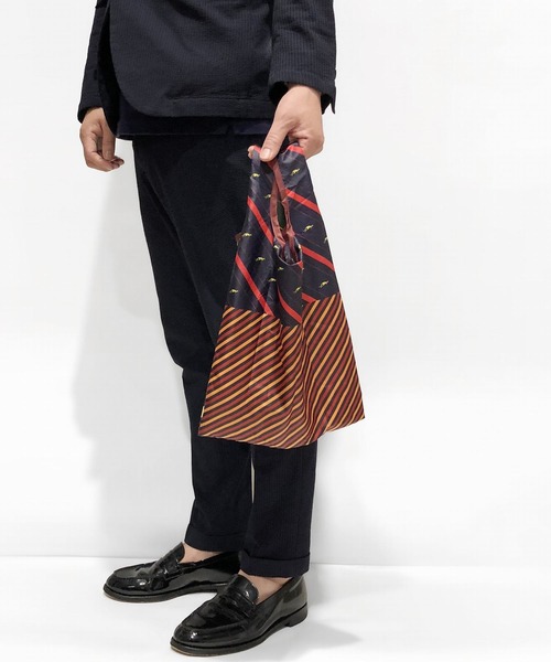 ROOTOTE（ルートート）の「ルートート/RO.ルーショッパー.ポケットスクエア-A（エコバッグ/サブバッグ・メンズ・カモフラージュ/ストライプ/ドット・FREE）」の2枚目の写真