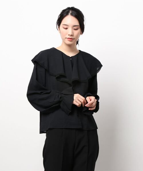 ehka sopo（エヘカソポ）の「ラッフルブラウス（シャツ/ブラウス・レディース・ブラック/オフホワイト/キナリ・ﾌﾘ-）」の6枚目の写真