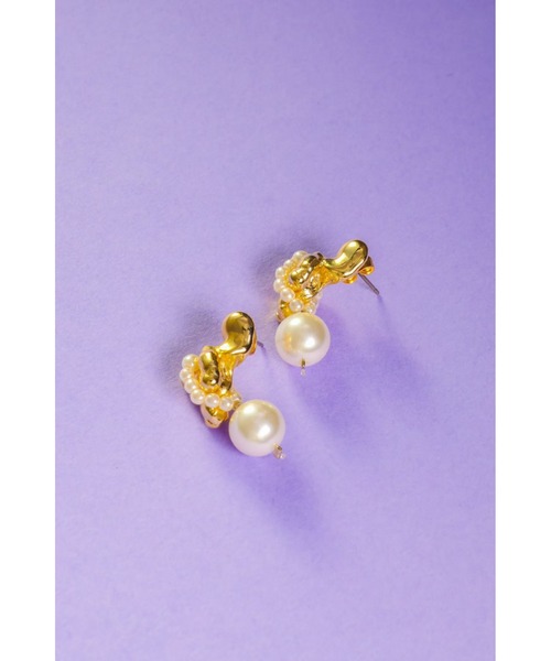 mou（モウ）の「【Na.moda】Gold bumpy pearl pierce（ピアス（両耳用）・レディース・ゴールド・FREE）」の6枚目の写真