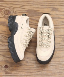 ナイキ ラハール LOW ウィメンズ　24.5 LAHAR LOW 24.5cm Nike(ナイキ) スニーカー(レディース) - 海外