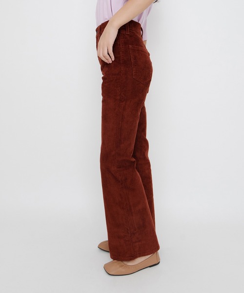 Levi's(リーバイス)の「Levi's/リーバイス 70S HIGH フレア MHGNY SMOOTH CORD(その他パンツ・レディース・レッド・28inch/24inch/25inch/26inch/27inch/23inch)」の4枚目の写真