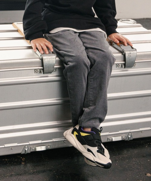 GLOBAL WORK（グローバルワーク）の「キッズ/ソフトタッチコーデュロイスリム/215951（その他パンツ・キッズ・ベージュ/グレー/ブルー/グリーン/ダークグレー/ベビーピンク/グリーン系その他6・110cm/100cm/120cm/130cm/140cm/150cm/160cm）」の2枚目の写真