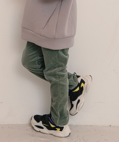 GLOBAL WORK（グローバルワーク）の「キッズ/ソフトタッチコーデュロイスリム/215951（その他パンツ・キッズ・ベージュ/グレー/ブルー/グリーン/ダークグレー/ベビーピンク/グリーン系その他6・110cm/100cm/120cm/130cm/140cm/150cm/160cm）」の5枚目の写真