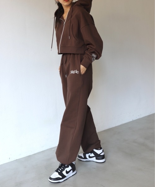 SHAGGIE(シャギー)の「SHAGGIE裏起毛ショートZIPパーカー(パーカー・レディース・ホワイト/ブラック/ブラウン/グレー・FREE)」の10枚目の写真