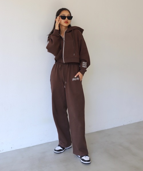 SHAGGIE(シャギー)の「SHAGGIE裏起毛ショートZIPパーカー(パーカー・レディース・ホワイト/ブラック/ブラウン/グレー・FREE)」の6枚目の写真