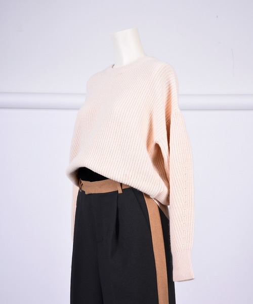 BDONNA（ビドンナ）の「畦編みデザインニットプルオーバー（ニット/セーター・レディース・オフホワイト/ライトパープル/ブラック・MEDIUM）」の2枚目の写真