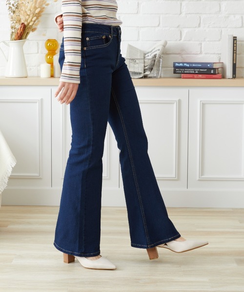 acro（アクロ）の「スーパーストレッチフレアデニムパンツ/AC1245（デニムパンツ・レディース・ネイビー/ブラック・ﾌﾘ-）」の11枚目の写真