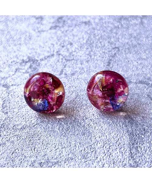 tone(トーン)の「【Willija】金属アレルギー対応《花景》フラワーピアス中(MA)(ピアス(両耳用)・レディース・ホワイト/パープル/ブルー/グリーン/パープル系その他2/その他/ローズ/アクア/オレンジ/ライム/レッド/ブラック/ロイヤルブルー/バイオレット/ゴールド/シルバー・FREE)」の12枚目の写真