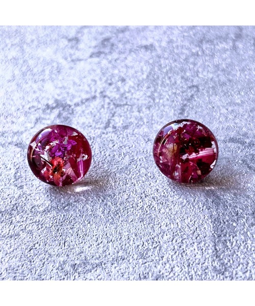 tone(トーン)の「【Willija】金属アレルギー対応《花景》フラワーピアス中(MA)(ピアス(両耳用)・レディース・ホワイト/パープル/ブルー/グリーン/パープル系その他2/その他/ローズ/アクア/オレンジ/ライム/レッド/ブラック/ロイヤルブルー/バイオレット/ゴールド/シルバー・FREE)」の11枚目の写真