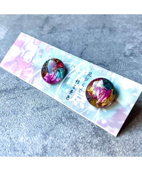 tone(トーン)の「【Willija】金属アレルギー対応《花景》フラワーピアス中(MA)(ピアス(両耳用)・レディース・ホワイト/パープル/ブルー/グリーン/パープル系その他2/その他/ローズ/アクア/オレンジ/ライム/レッド/ブラック/ロイヤルブルー/バイオレット/ゴールド/シルバー・FREE)」の16枚目の写真