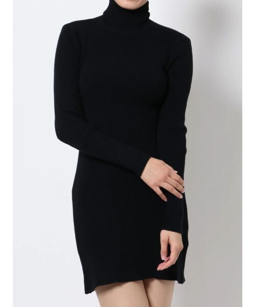 EMODA（エモダ）の「バックオープンリブワンピース（ワンピース・レディース・アイボリー/ブラック/グリーン・FREE）」の3枚目の写真