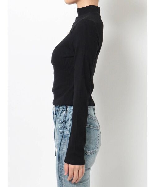 GYDA（ジェイダ）の「デコルテオープンボトルネックTOPS（Tシャツ/カットソー・レディース・オフホワイト/ブラック・FREE）」の17枚目の写真