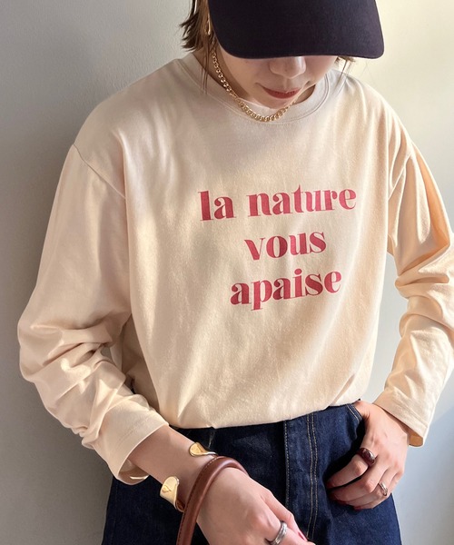 DISCOAT（ディスコート）の「【WEB限定】カールロゴTシャツ（Tシャツ/カットソー・レディース・チャコールグレー/アイボリー/ホワイト×グリーン/ホワイト×ブラック/ピンク/ホワイト×ブルー/ブラック/ピンク系その他/ホワイト系その他3/ホワイト×シルバー・FREE）」の20枚目の写真