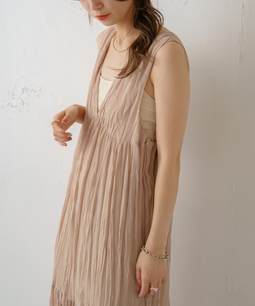 Kastane ベージュ Kastane（カスタネ）の「【4色展開】スキッパーラインニットプル