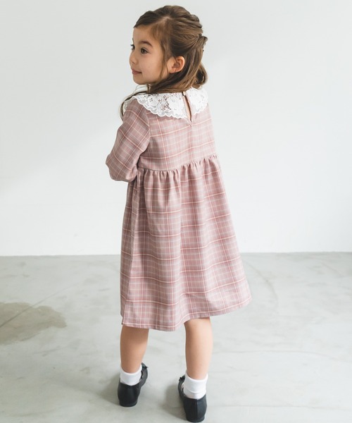 pairmanon（ペアマノン）の「レース襟付きフォーマルワンピース（ワンピース・キッズ・ブラック/ネイビー/グレー系その他6/ブルー系その他2/ベージュ/ピンク系その他6・90/100/110/120/130/140/150）」の18枚目の写真