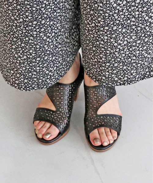 MODE KAORI(モードカオリ)の「サンダル/21450(サンダル・レディース・ブラック/ベージュ/イエロー/ブラウン系その他・22.5cm/23cm/23.5cm/24cm/24.5cm/25cm)」の9枚目の写真