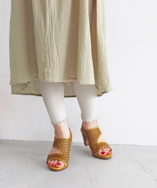 MODE KAORI(モードカオリ)の「サンダル/21450(サンダル・レディース・ブラック/ベージュ/イエロー/ブラウン系その他・22.5cm/23cm/23.5cm/24cm/24.5cm/25cm)」の19枚目の写真