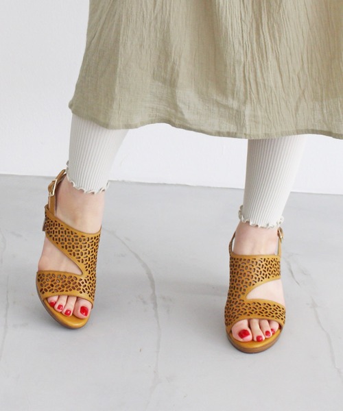 MODE KAORI(モードカオリ)の「サンダル/21450(サンダル・レディース・ブラック/ベージュ/イエロー/ブラウン系その他・22.5cm/23cm/23.5cm/24cm/24.5cm/25cm)」の21枚目の写真