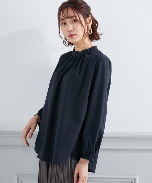 Petit Honfleur(プチオンフルール)の「スタンドカラーブラウス(シャツ/ブラウス・レディース・ネイビー/アイボリー/ピンク・13号/9号/11号)」の3枚目の写真