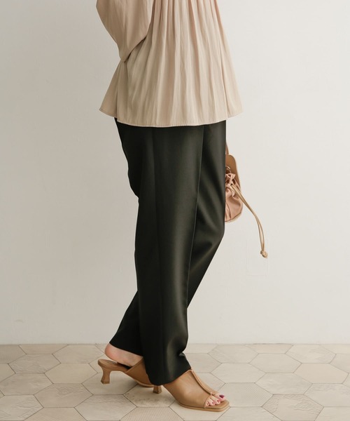 URBAN RESEARCH DOORS（アーバンリサーチドアーズ）の「カラーストレッチトラウザー（その他パンツ・レディース・グリーン/ピンク/ブルー/ブラック/アイボリー・0/1）」の8枚目の写真