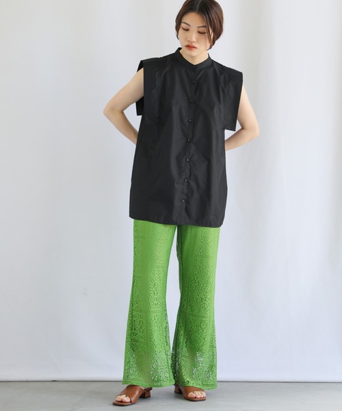 select MOCA（セレクトモカ）の「スクエアショルダーカットノースリーブブラウス（シャツ/ブラウス・レディース・ブラック/オフホワイト/サックスブルー・FREE）」の6枚目の写真