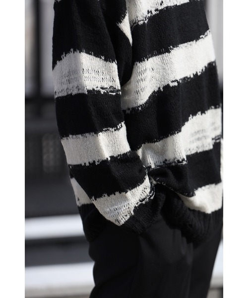 CREARE -LINO-（クレアーレリノ）の「グランジ ダメージ ルーズニット（ニット/セーター・メンズ・ブラック/アイボリー/ブラック×ホワイト・M/L）」の8枚目の写真