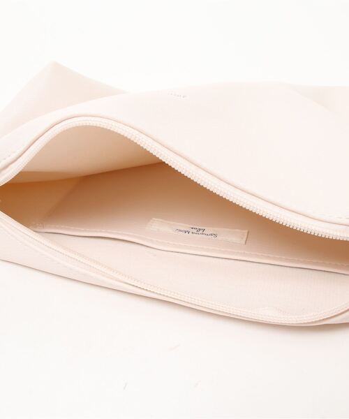 Samansa Mos2 blue（サマンサモスモスブルー）の「合皮ソフトショルダーバッグ（ショルダーバッグ・レディース・ブラック/サックスブルー/キナリ・ﾌﾘ-）」の8枚目の写真