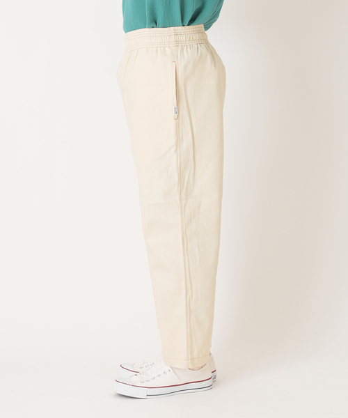 JOURNAL STANDARD relume(ジャーナルスタンダード レリューム)の「CALIFORNIAシェフ デニムペインターパンツ(デニムパンツ・メンズ・ホワイト/ブラック/ネイビー/ブラック系その他/オフホワイト・SMALL/MEDIUM/LARGE)」の6枚目の写真