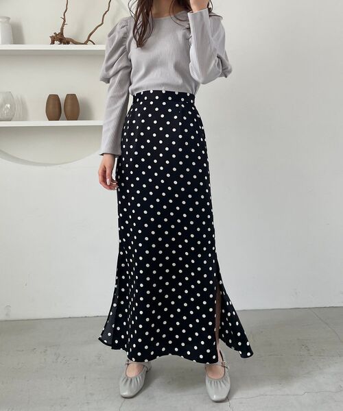 MAJESTIC LEGON(マジェスティックレゴン)の「スリットマーメイドスカート(スカート・レディース・ピンク/ブラック系その他/ライトグレー・MEDIUM)」の5枚目の写真