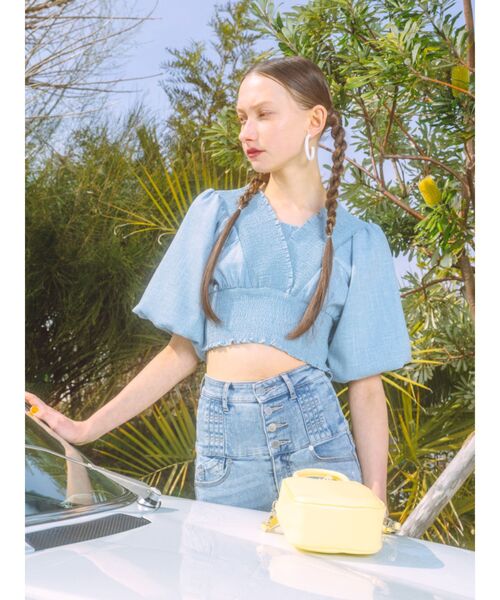 EMODA（エモダ）の「シャーリングミニトップ（シャツ/ブラウス・レディース・ホワイト/ブラック/パープル/ブルー・FREE）」の3枚目の写真