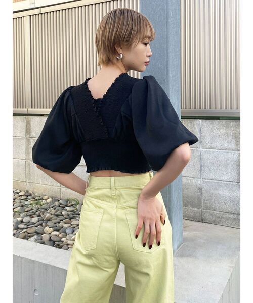 EMODA（エモダ）の「シャーリングミニトップ（シャツ/ブラウス・レディース・ホワイト/ブラック/パープル/ブルー・FREE）」の9枚目の写真