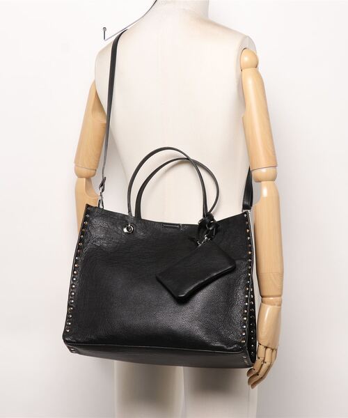 IO PELLE（イオペレ）の「(IO PELLE)スタッズ付トートバッグ（トートバッグ・レディース・ブラック/グレー・FREE）」の6枚目の写真