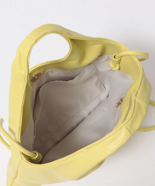 NOLLEY’S（ノーリーズ）の「抜き手ポシェット（ショルダーバッグ・レディース・イエロー/グリーン・FREE）」の5枚目の写真