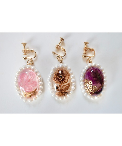 tone（トーン）の「【hazeleyes】オーバルパールの刺繍イヤリング（ピンク）【hazeleyes-ヘーゼルアイズ】(MA)（イヤリング・レディース・ピンク・FREE）」の5枚目の写真