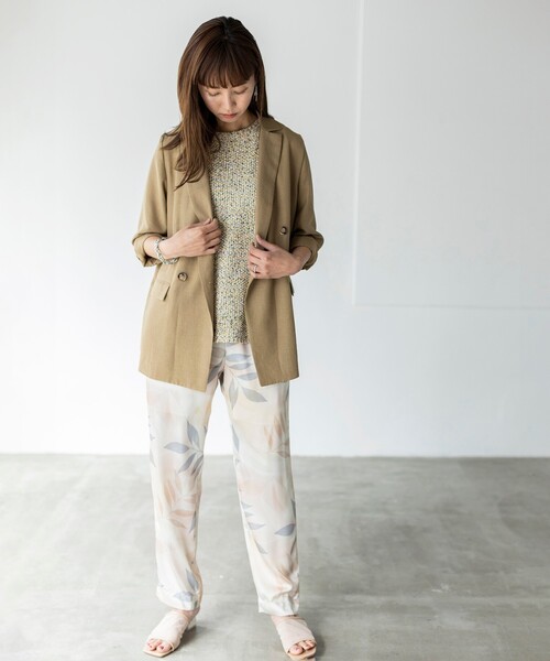 THE SHOP TK （ザ ショップ ティーケー ）の「◆麻調リラックステーラード ダブルジャケット（テーラードジャケット・レディース・ライトグリーン/サンドベージュ・12/13）」の17枚目の写真