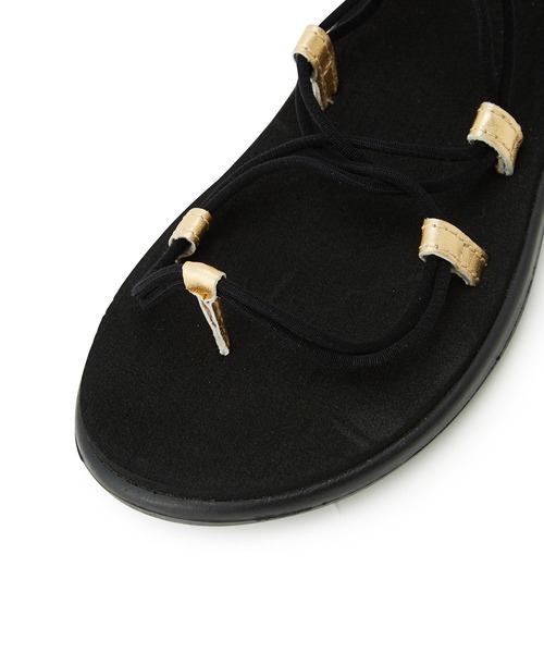 Teva（テバ）の「【Teva】VOYA INFINITY METALLIC サンダル（サンダル・レディース・ブラック系その他・23.0cm/24.0cm）」の4枚目の写真